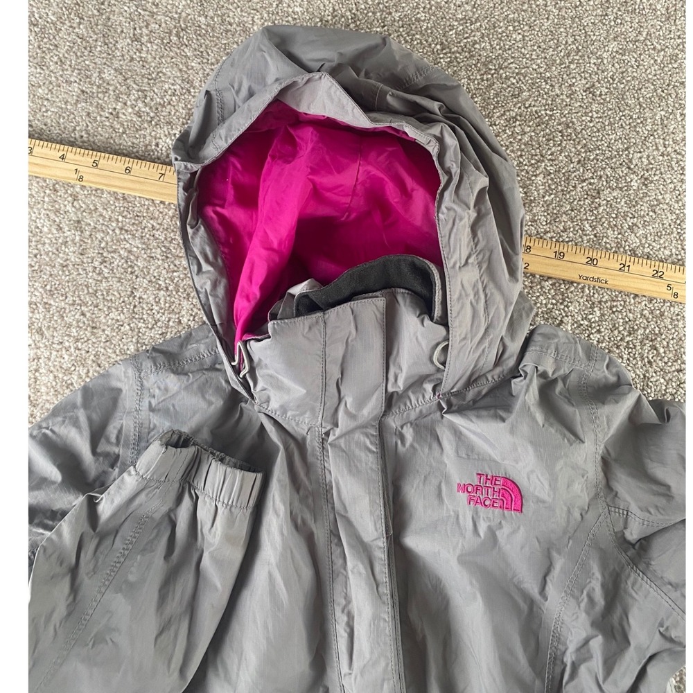 The North Face HyVent Rain Jacket Womens Small Grey Pink Waterproof Hooded Shell